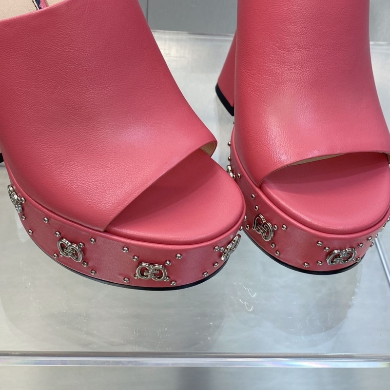 Gucci Heeled Shoes